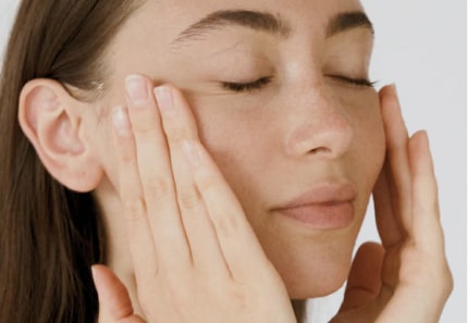 Konopljino CBD mazilo za zdravo kožo